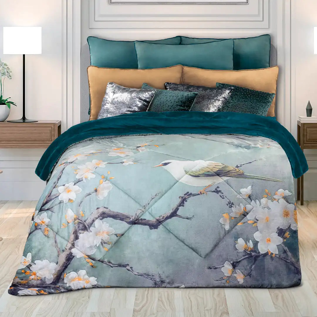 Imagen del producto Edre-Cobertor Nuvó Bird de Regina, con diseño premium y detalles descriptivos