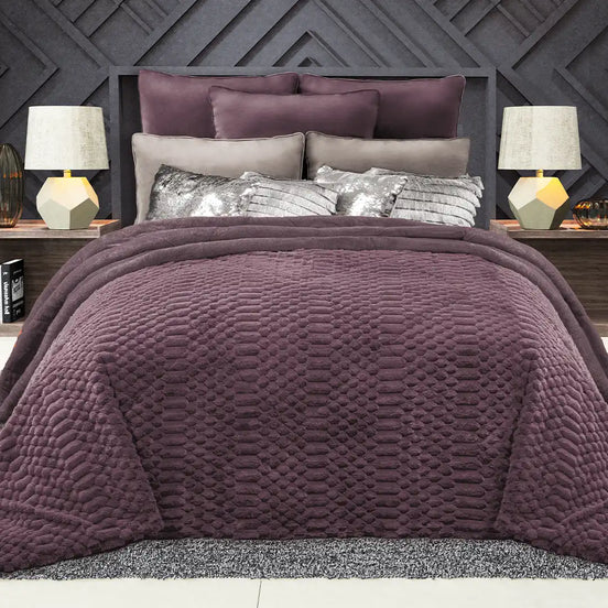 Imagen del producto Edre-Cobertor Boutique Mystic Wine de Regina, con diseño premium y detalles descriptivos