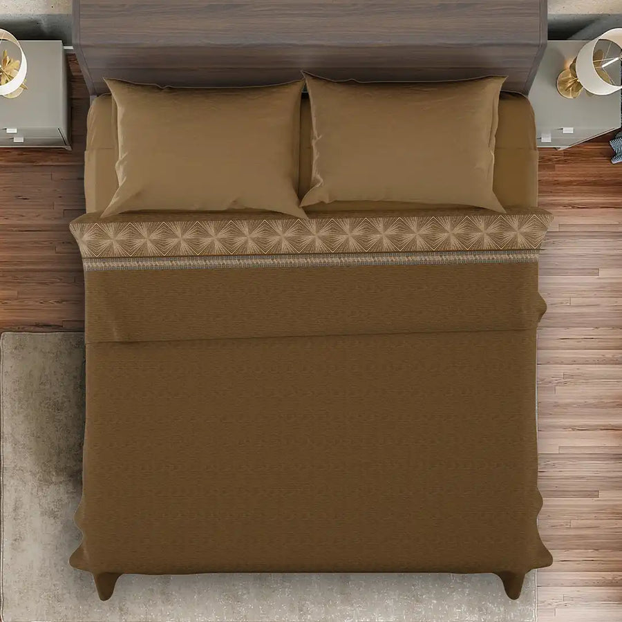 Imagen del producto Juego de Sabanas Polaris Ambar de Regina, con diseño premium y detalles descriptivos